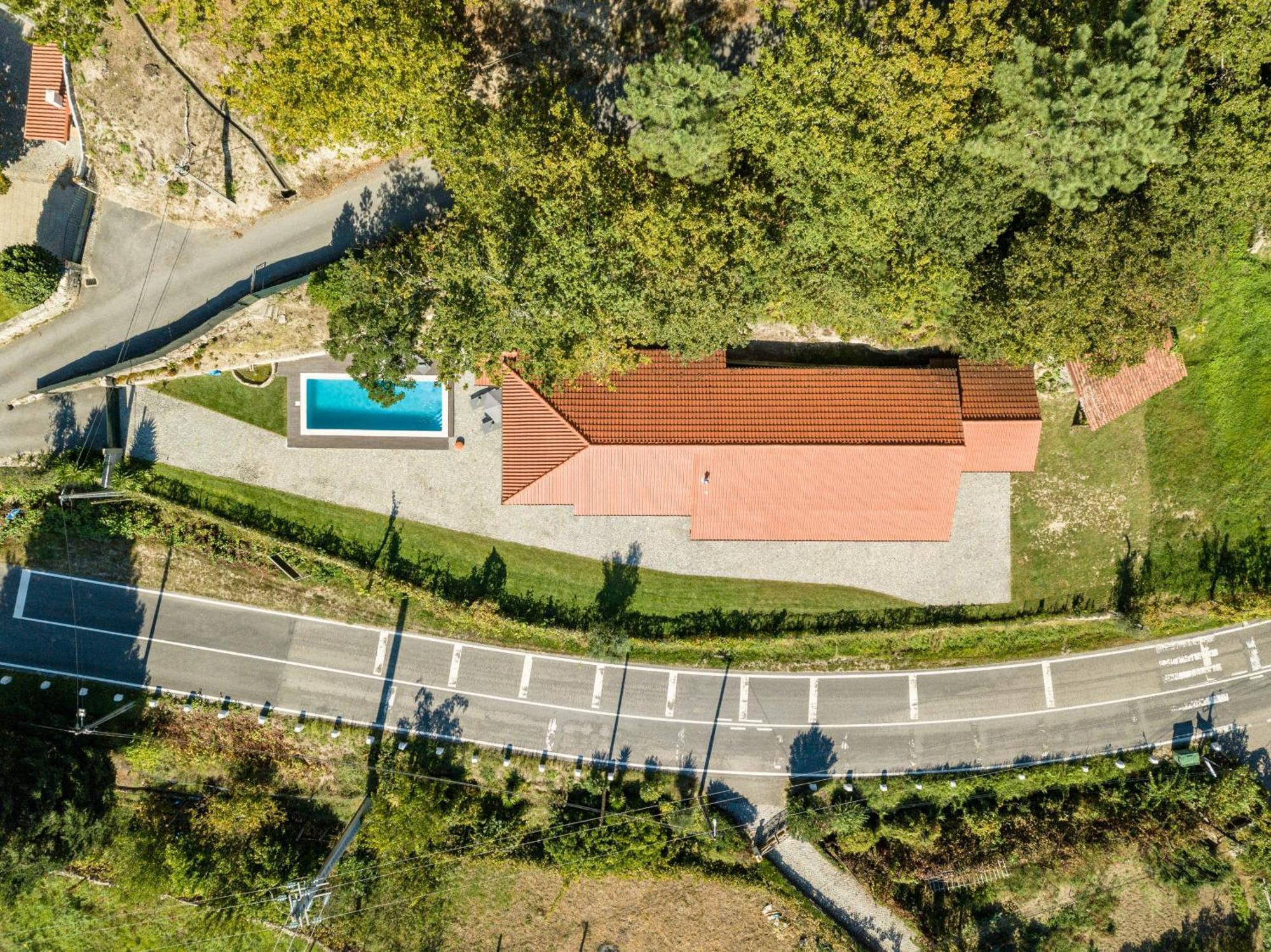 Villa Assento Do Cavado By House And People Valdosende Exterior foto